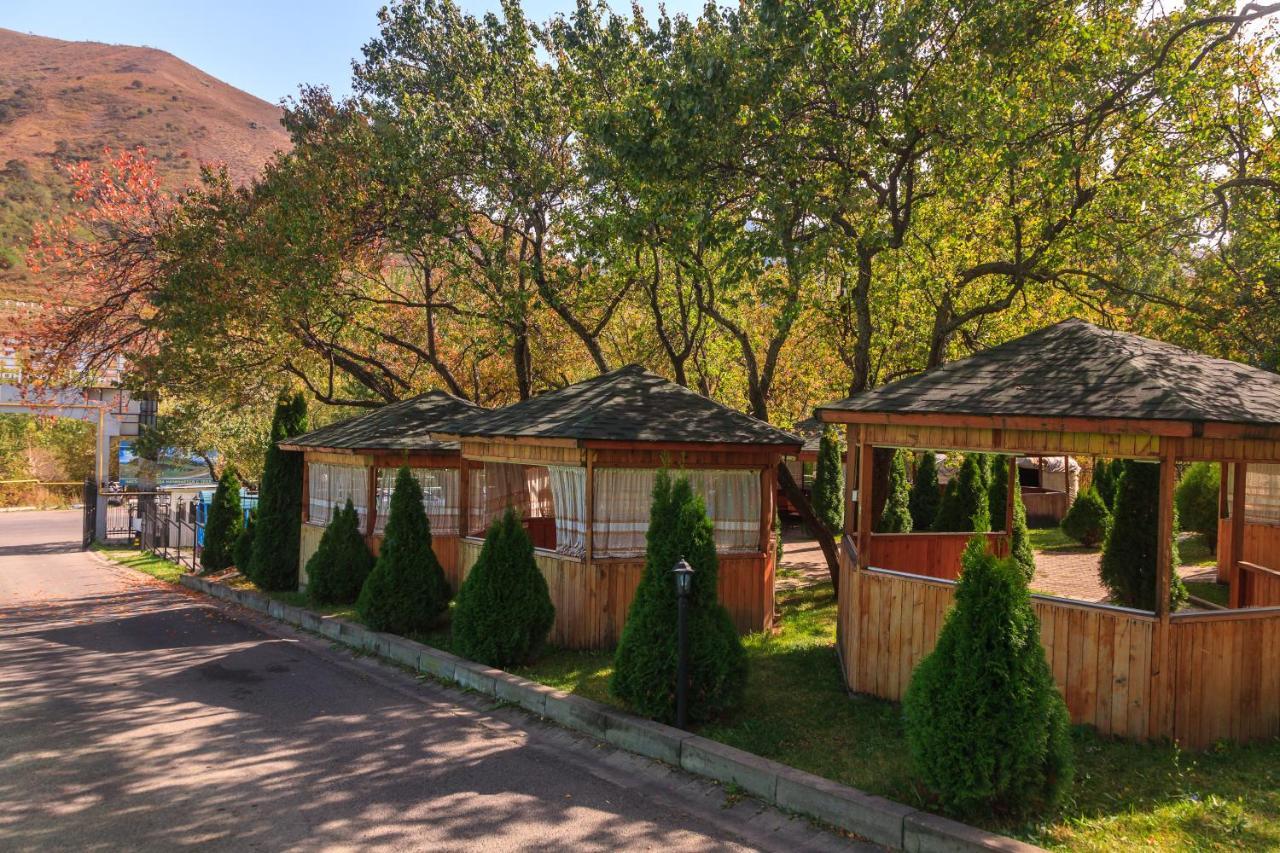 Sunkar Hotel Almatý Exterior foto
