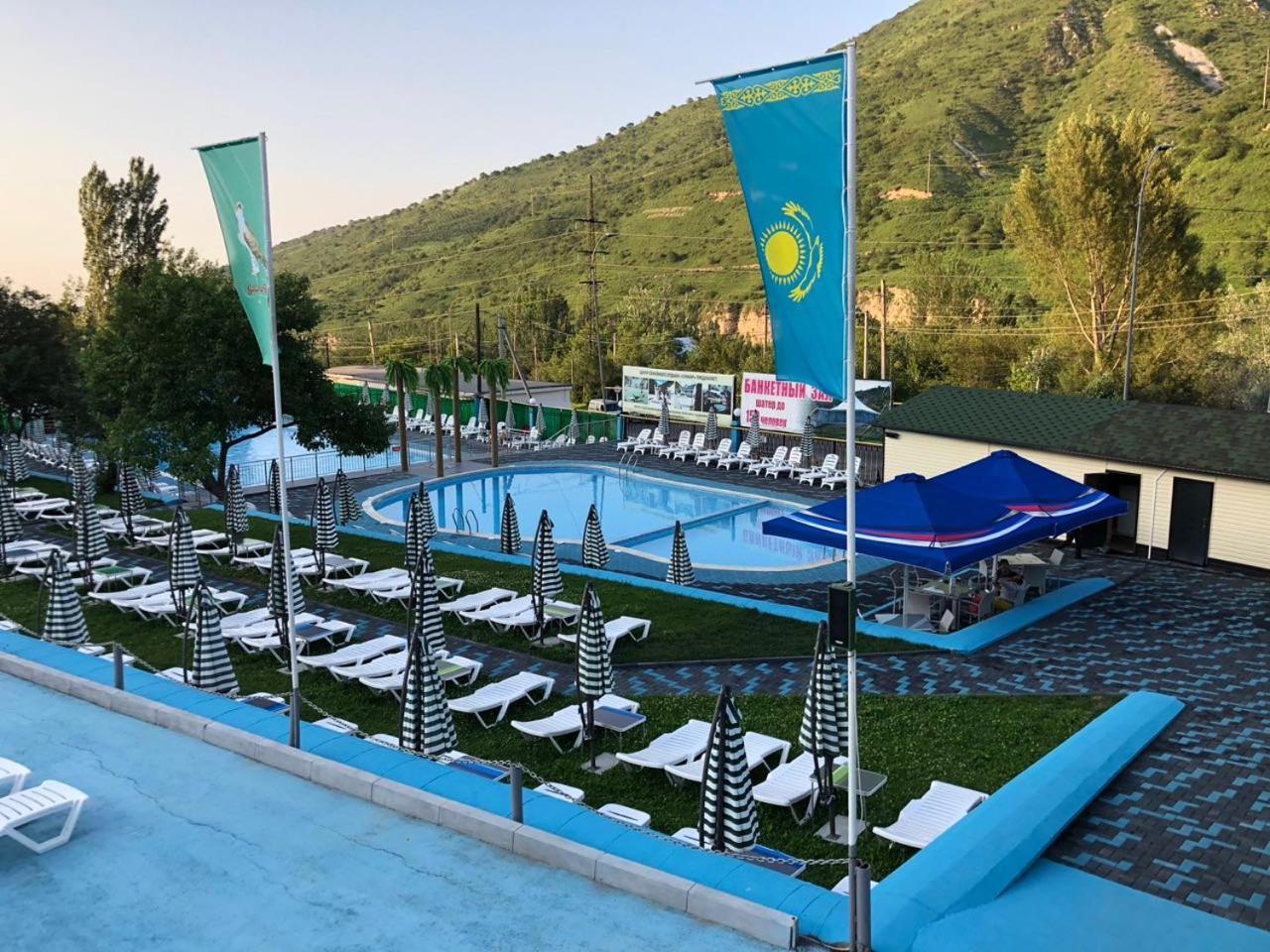 Sunkar Hotel Almatý Exterior foto